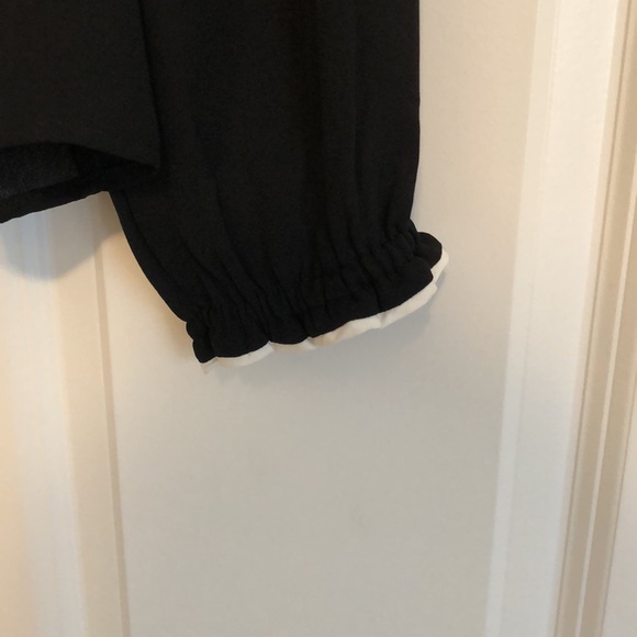 NWT Loft Outlet Black Smocked Ruffle top, sz S - Picture 3 of 4